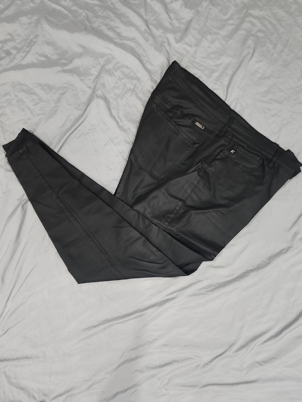 KanCan Black Faux Leather Skinny Jeans - Signature Metal Tag